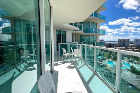 Condo in Sunny Isles Beach, Florida, 3 bedrooms  № 1099966 - photo 7