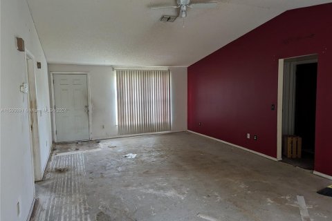 House in Jacksonville, Florida 3 bedrooms № 1181343 - photo 4