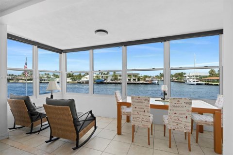 Copropriété à vendre à Pompano Beach, Floride: 2 chambres, 106.84 m2 № 1181393 - photo 30