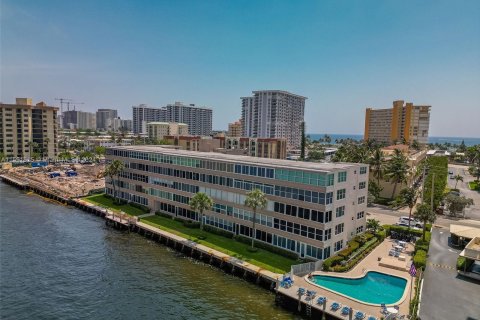 Copropriété à vendre à Pompano Beach, Floride: 2 chambres, 106.84 m2 № 1181393 - photo 20