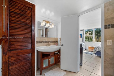 Copropriété à vendre à Pompano Beach, Floride: 2 chambres, 106.84 m2 № 1181393 - photo 7