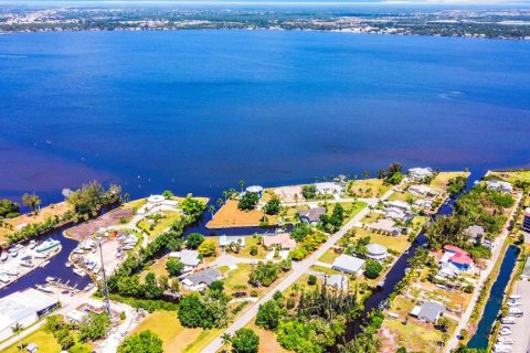 Terreno en venta en Punta Gorda, Florida № 1150143 - foto 7