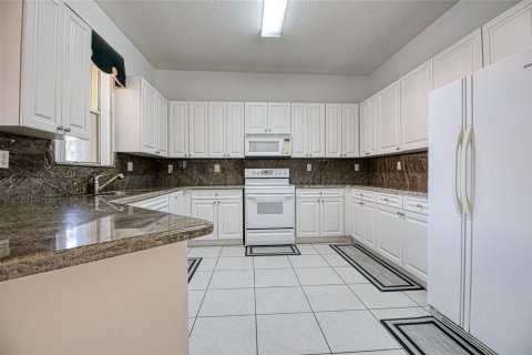 Villa ou maison à vendre à Pembroke Pines, Floride: 4 chambres, 251.95 m2 № 1080525 - photo 24