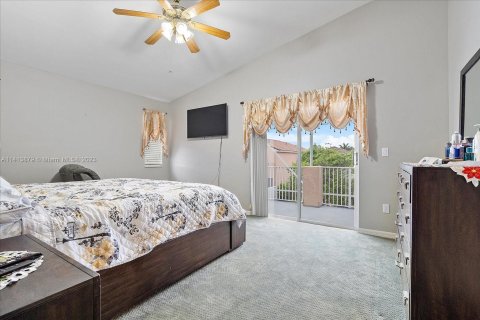Villa ou maison à vendre à Pembroke Pines, Floride: 4 chambres, 205.13 m2 № 596721 - photo 20