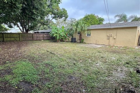 Villa ou maison à louer à Seminole, Floride: 3 chambres, 114.83 m2 № 1351411 - photo 6