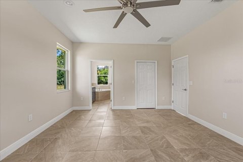 Villa ou maison à vendre à Palm Bay, Floride: 3 chambres, 140.65 m2 № 1157049 - photo 18