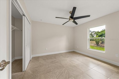 Villa ou maison à vendre à Palm Bay, Floride: 3 chambres, 140.65 m2 № 1157049 - photo 4