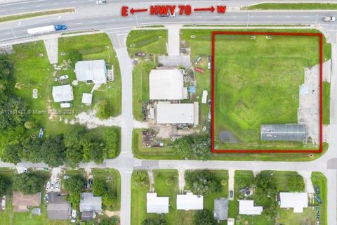 Commercial property in Okeechobee, Florida № 1309864 - photo 4