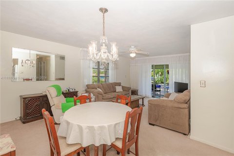 Copropriété à vendre à Oakland Park, Floride: 2 chambres, 78.97 m2 № 1293383 - photo 10