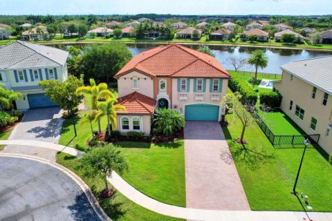 Casa en venta en Royal Palm Beach, Florida, 5 dormitorios, 379.23 m2 № 724903 - foto 30