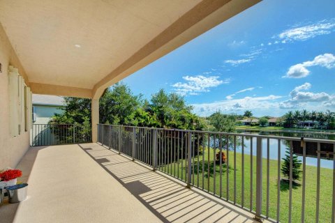 Casa en venta en Royal Palm Beach, Florida, 5 dormitorios, 379.23 m2 № 724903 - foto 25