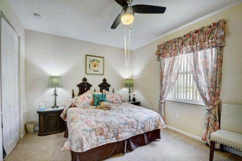 Villa ou maison à vendre à Royal Palm Beach, Floride: 5 chambres, 379.23 m2 № 724903 - photo 17