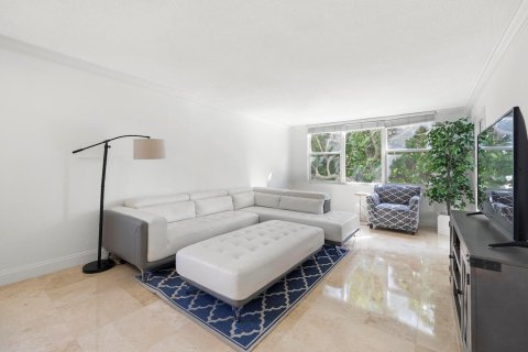 Condominio en venta en Pompano Beach, Florida, 2 dormitorios, 102.19 m2 № 868922 - foto 10