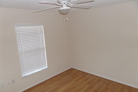 House in Deltona, Florida 3 bedrooms, 113.71 sq.m. № 1378177 - photo 9