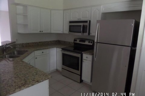 House in Deltona, Florida 3 bedrooms, 113.71 sq.m. № 1378177 - photo 8