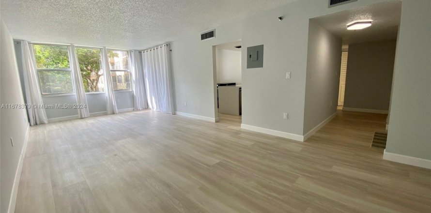 Condo à North Miami Beach, Floride, 2 chambres  № 1407681