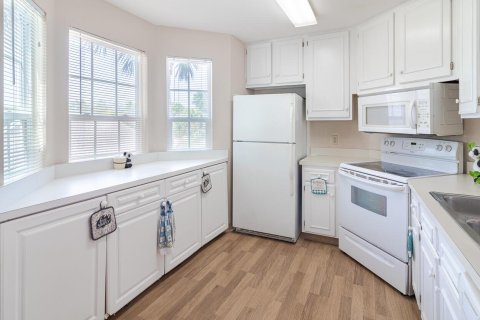 Condo in Vero Beach, Florida, 3 bedrooms  № 1172203 - photo 27