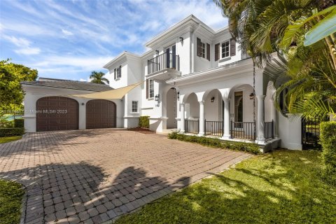 Villa ou maison à vendre à South Miami, Floride: 6 chambres, 443.61 m2 № 785068 - photo 3