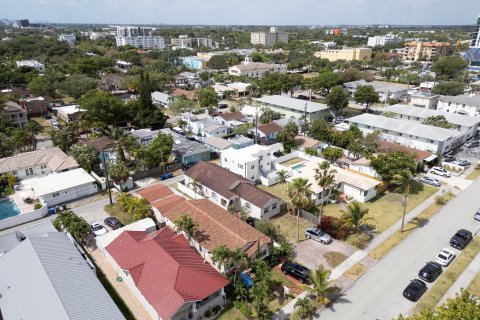 Villa ou maison à vendre à Hollywood, Floride: 5 chambres, 277.03 m2 № 1174611 - photo 7