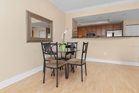 Condo in Sarasota, Florida, 2 bedrooms  № 1358391 - photo 3