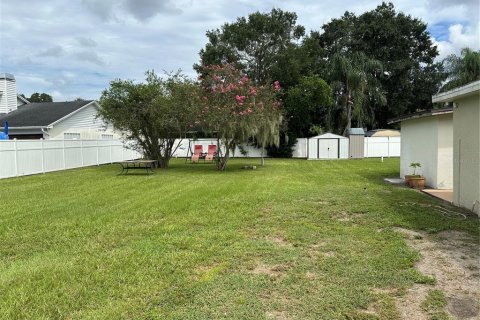 House in Tampa, Florida 4 bedrooms, 96.25 sq.m. № 1357872 - photo 14