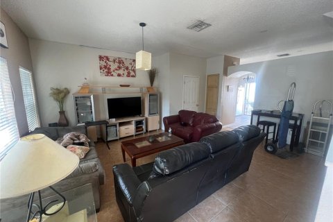 Townhouse in Tampa, Florida 3 bedrooms, 114.46 sq.m. № 1296606 - photo 2