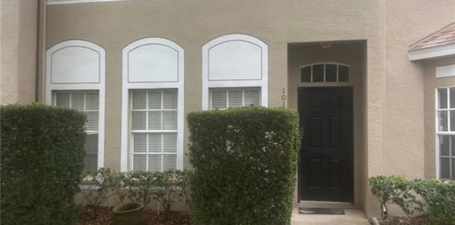 Townhouse in Tampa, Florida 3 bedrooms, 114.46 sq.m. № 1296606