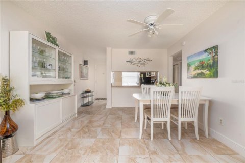 Condominio en venta en Orlando, Florida, 2 dormitorios, 86.77 m2 № 1000933 - foto 6