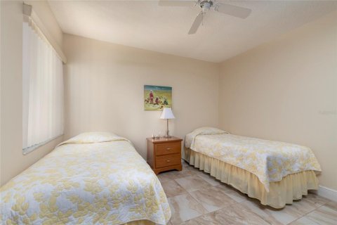 Condo in Orlando, Florida, 2 bedrooms  № 1000933 - photo 16