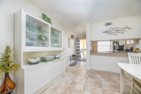 Condominio en venta en Orlando, Florida, 2 dormitorios, 86.77 m2 № 1000933 - foto 3