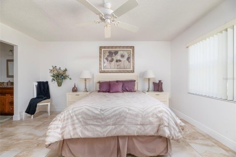 Condominio en venta en Orlando, Florida, 2 dormitorios, 86.77 m2 № 1000933 - foto 12