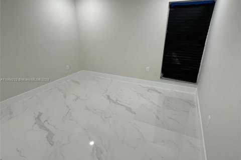 Condominio en venta en Miami, Florida, 2 dormitorios, 66.43 m2 № 1405994 - foto 10