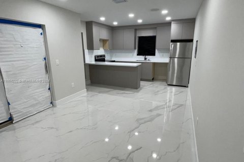 Copropriété à vendre à Miami, Floride: 2 chambres, 66.43 m2 № 1405994 - photo 6