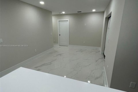 Copropriété à vendre à Miami, Floride: 2 chambres, 66.43 m2 № 1405994 - photo 7