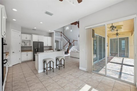 House in Tampa, Florida 5 bedrooms, 342.72 sq.m. № 1266755 - photo 25