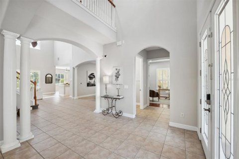 House in Tampa, Florida 5 bedrooms, 342.72 sq.m. № 1266755 - photo 7