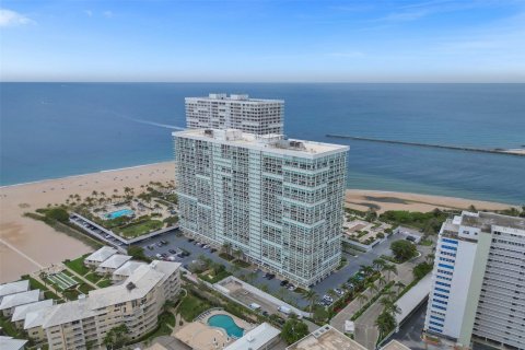 Condo in Fort Lauderdale, Florida, 1 bedroom  № 1179428 - photo 18