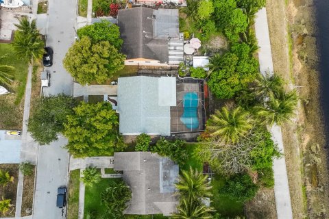 Villa ou maison à vendre à Margate, Floride: 3 chambres, 116.96 m2 № 1179430 - photo 4