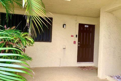 Condo in Deerfield Beach, Florida, 2 bedrooms  № 1005368 - photo 21