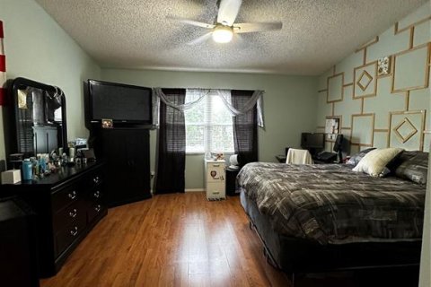 Duplex in Orlando, Florida 3 bedrooms, 138.24 sq.m. № 1105148 - photo 23