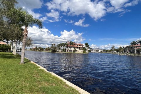 Terreno en venta en Port Charlotte, Florida № 749232 - foto 6