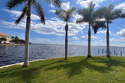 Terreno en venta en Port Charlotte, Florida № 749232 - foto 11