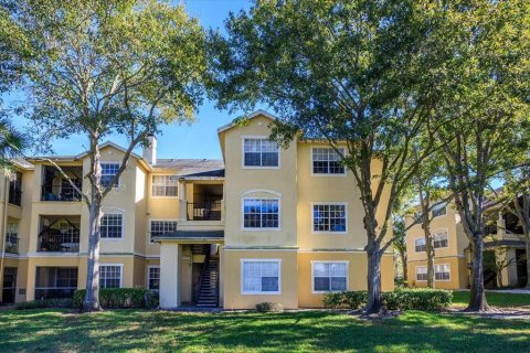 Condo in Orlando, Florida, 2 bedrooms  № 1357603 - photo 2