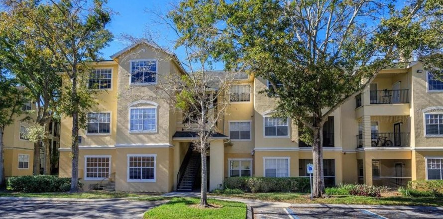 Condo in Orlando, Florida, 2 bedrooms  № 1357603