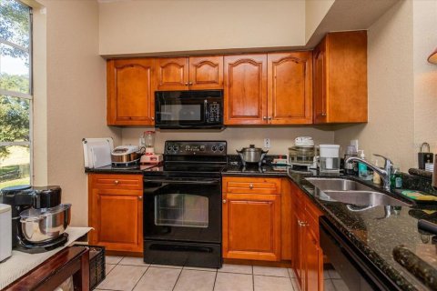 Condo in Orlando, Florida, 2 bedrooms  № 1357603 - photo 9