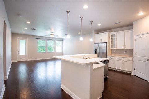 Adosado en venta en Tampa, Florida, 3 dormitorios, 216.83 m2 № 1357524 - foto 7