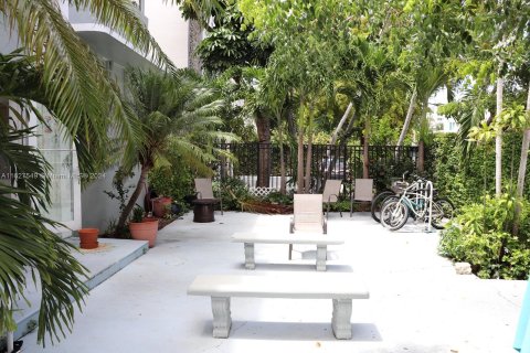 Condominio en venta en Miami Beach, Florida, 37.16 m2 № 1290570 - foto 18