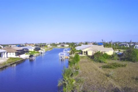 Terrain à vendre à Port Charlotte, Floride № 307234 - photo 6