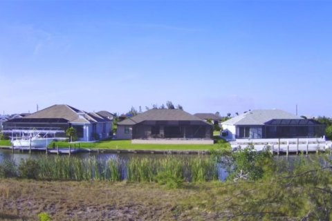 Land in Port Charlotte, Florida № 307234 - photo 2