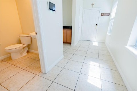 Casa en venta en Kissimmee, Florida, 4 dormitorios, 214.33 m2 № 1322066 - foto 9